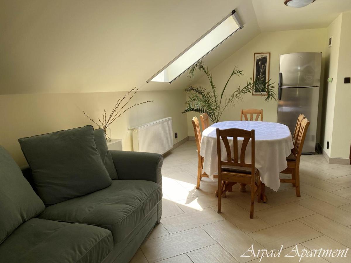 Arpad Apartman Хайдусобосло Экстерьер фото